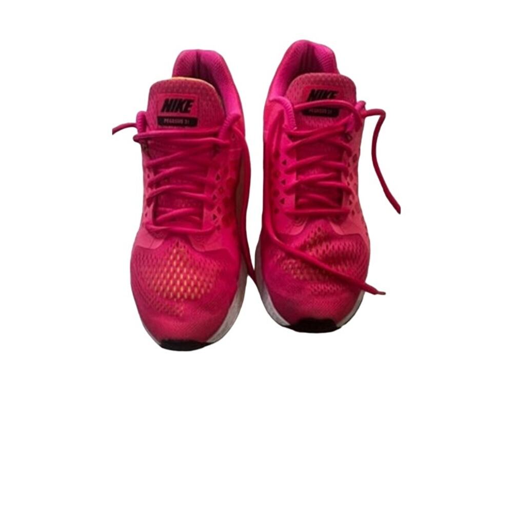 Women Nike "Pegasus 31" Shoes in Pink with Yellow interior Size 10.5